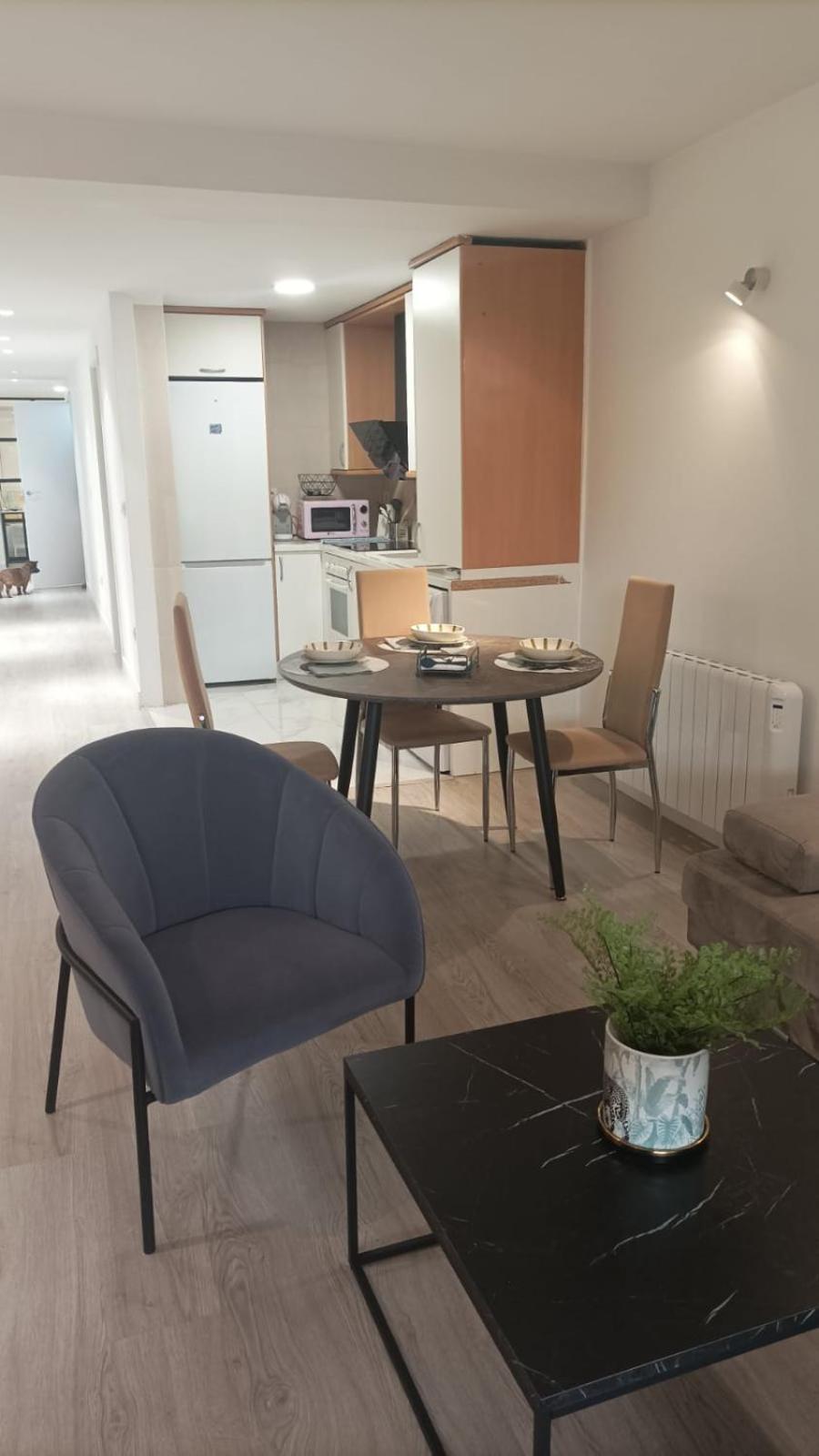 Moderno Apartamento Con Garaje Privado En El Centro De Vigo Bagian luar foto