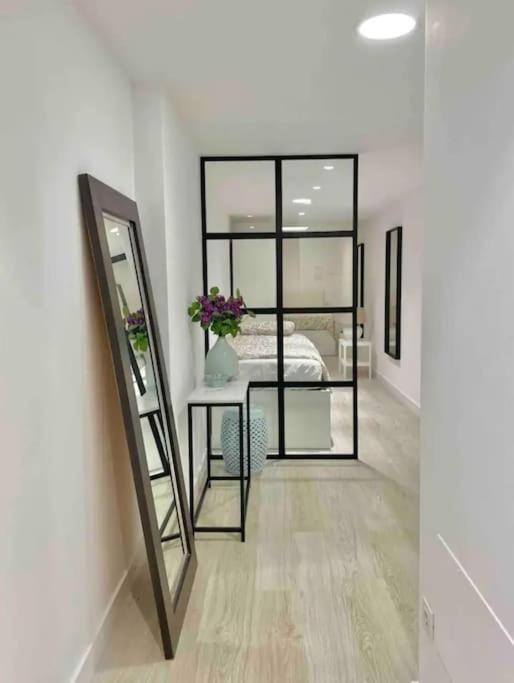 Moderno Apartamento Con Garaje Privado En El Centro De Vigo Bagian luar foto