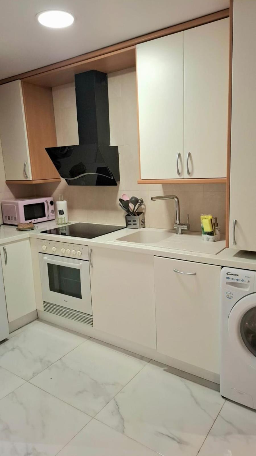 Moderno Apartamento Con Garaje Privado En El Centro De Vigo Bagian luar foto