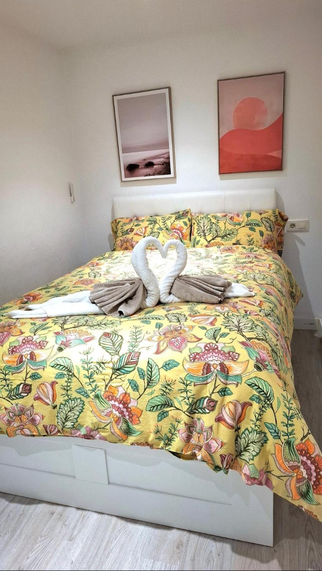 Moderno Apartamento Con Garaje Privado En El Centro De Vigo Bagian luar foto
