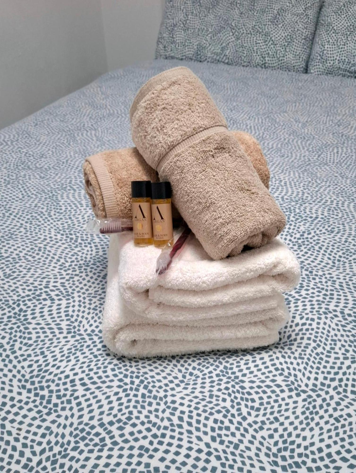 Moderno Apartamento Con Garaje Privado En El Centro De Vigo Bagian luar foto